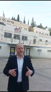 עימות חריף בין ראש העירייה לחבר המועצה יעקב וידר סביב דו