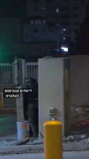 רגע ההתקלות במחסום קלנדיה מצפון לירושלים הלילה